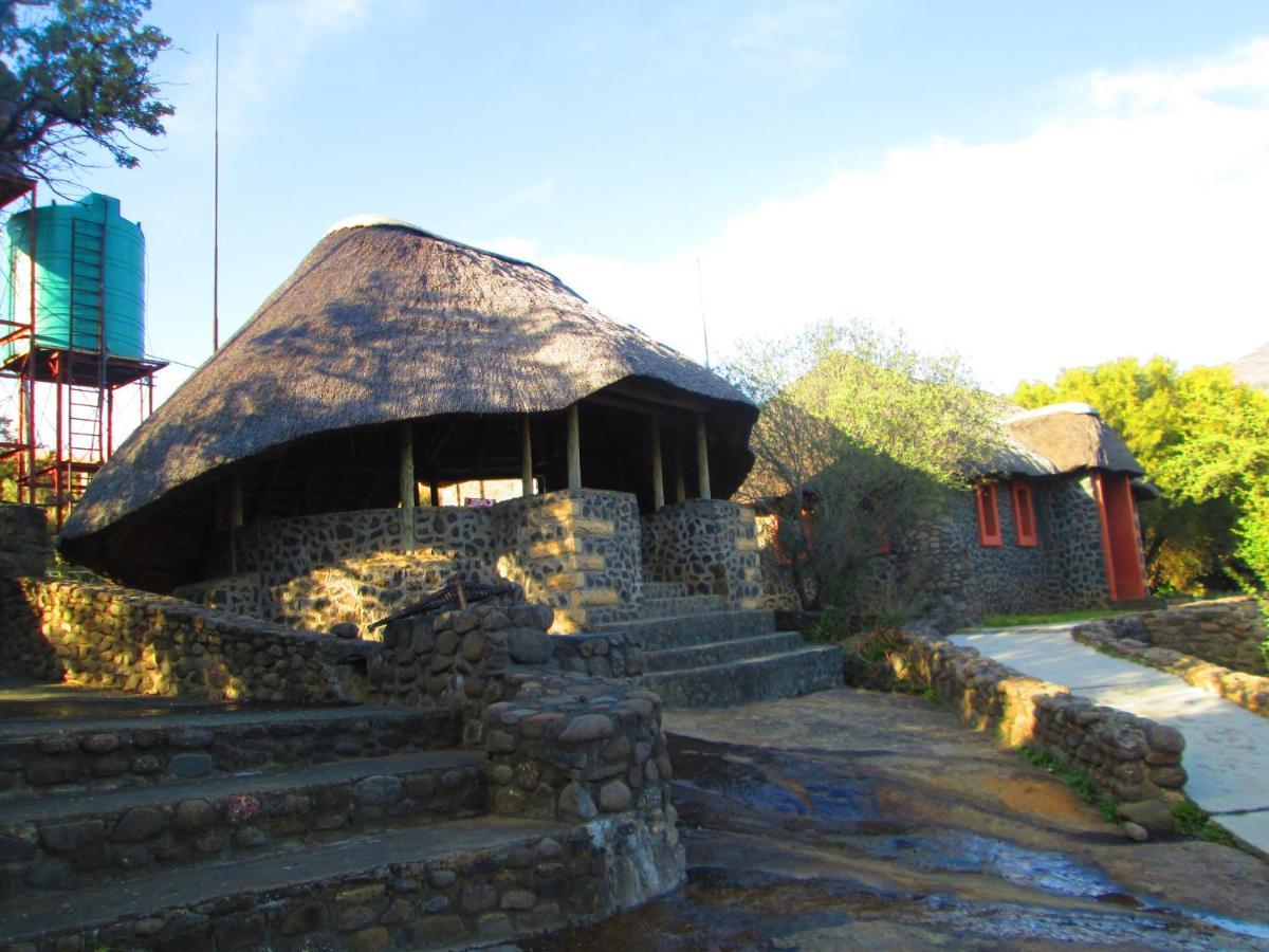 Liphofung Cave, Chalets 호텔 Butha-Buthe 외부 사진